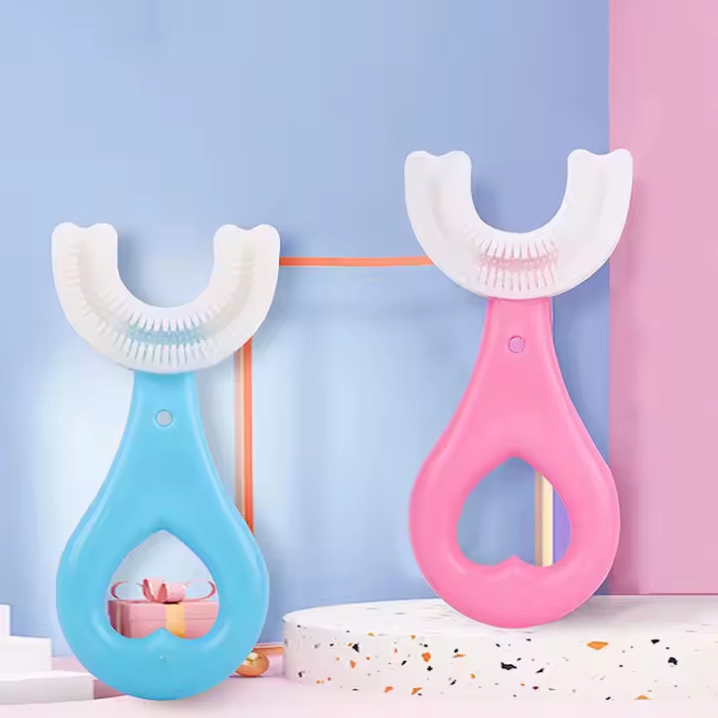 Lot de 3 brosses à dents conçues pour les enfants